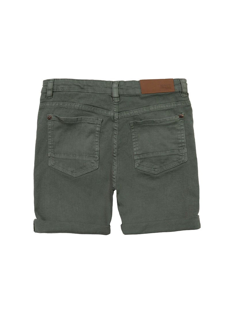 مينوتي شورت تويـل للأولاد المراهقين بحافة مطوية وجيوب - Image 2