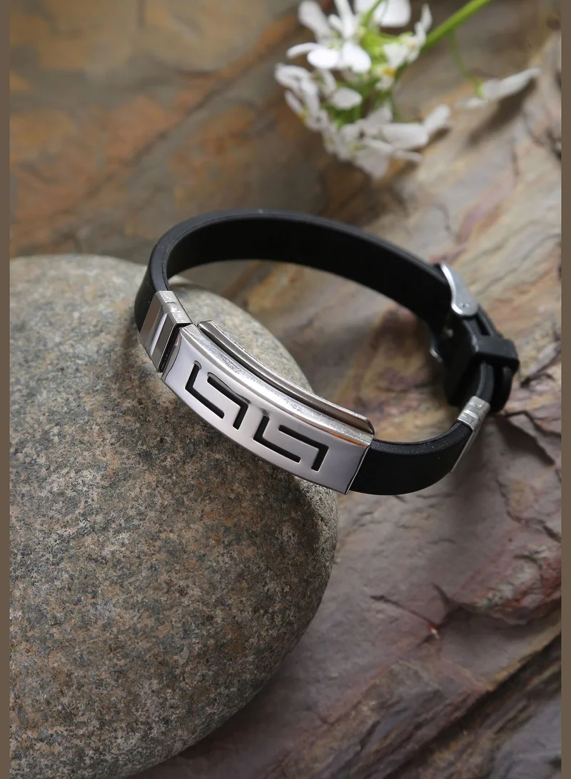 SOHI Stainless Steel Interlock Designer Bracelet