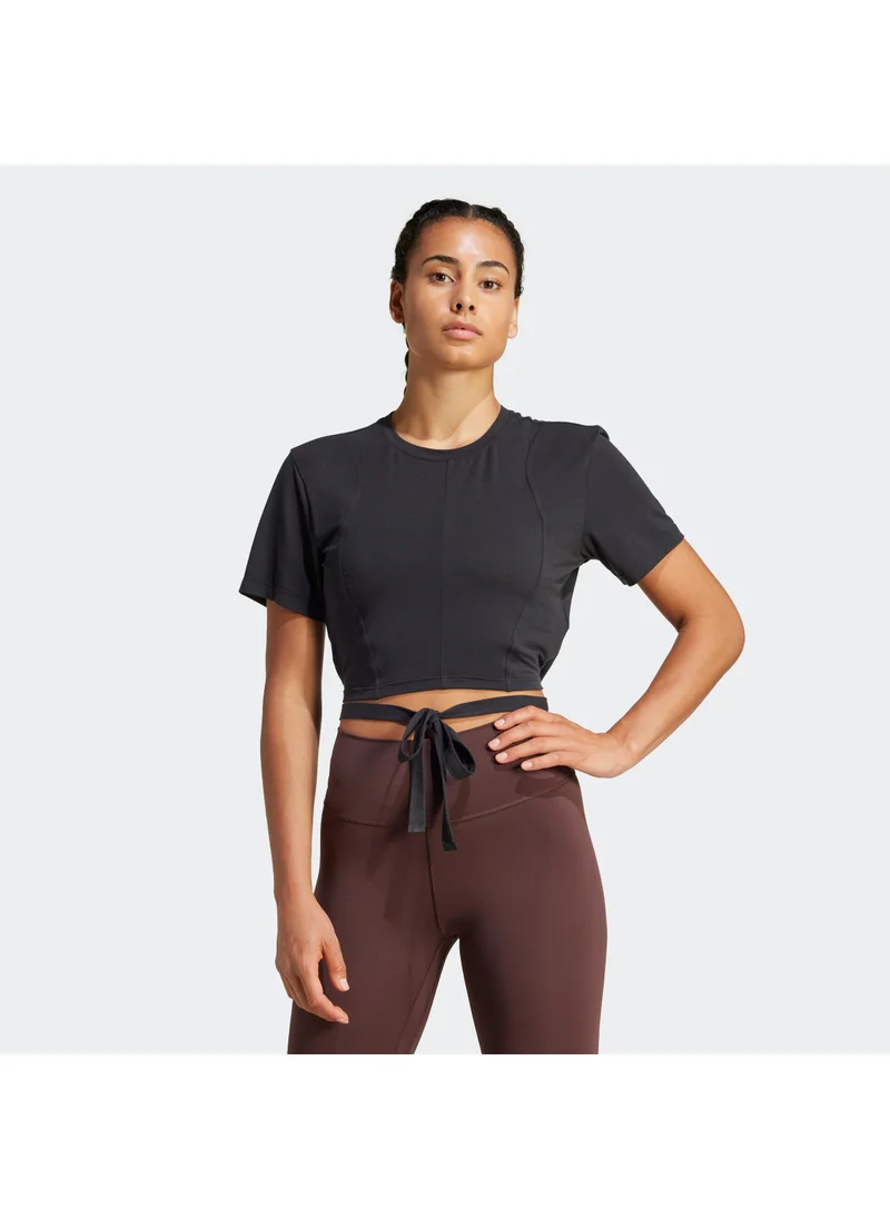 اديداس Yoga T-Shirt