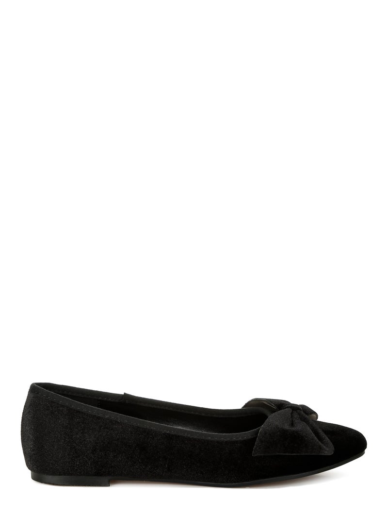 Velvet Bow Detail Ballerinas in Black - pzsku/Z6B776ECDC61303451D0DZ/45/_/1730205674/ec5a444f-8bcb-481e-96d0-dc249e0e9d5b