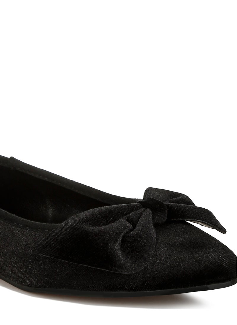 Velvet Bow Detail Ballerinas in Black - pzsku/Z6B776ECDC61303451D0DZ/45/_/1730205696/86376a64-7c4c-4d1b-9147-3a8cadd33d39