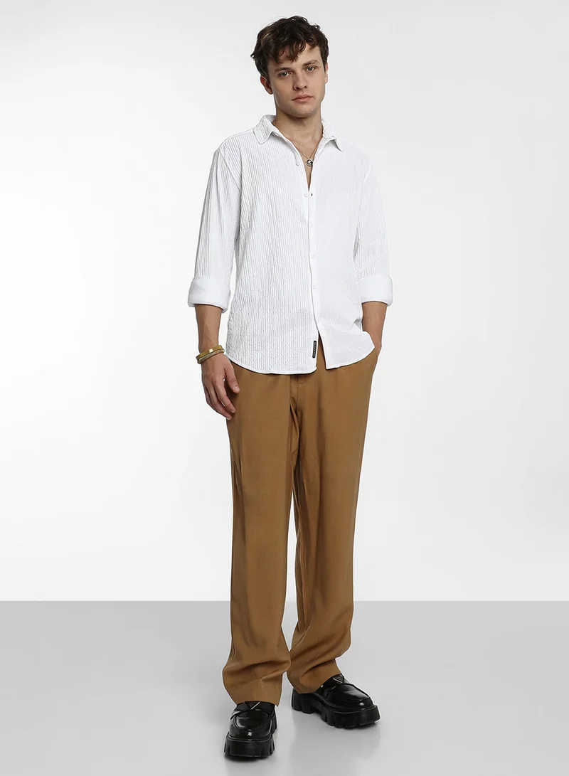 CAHOOT  Men's Powder White Solid Creased Shirt For Casual Wear | Spread Collar | Long Sleeve | Button Closure | Shirt Crafted With Comfort Fit For Everyday Wear for Men | Best Price UAE