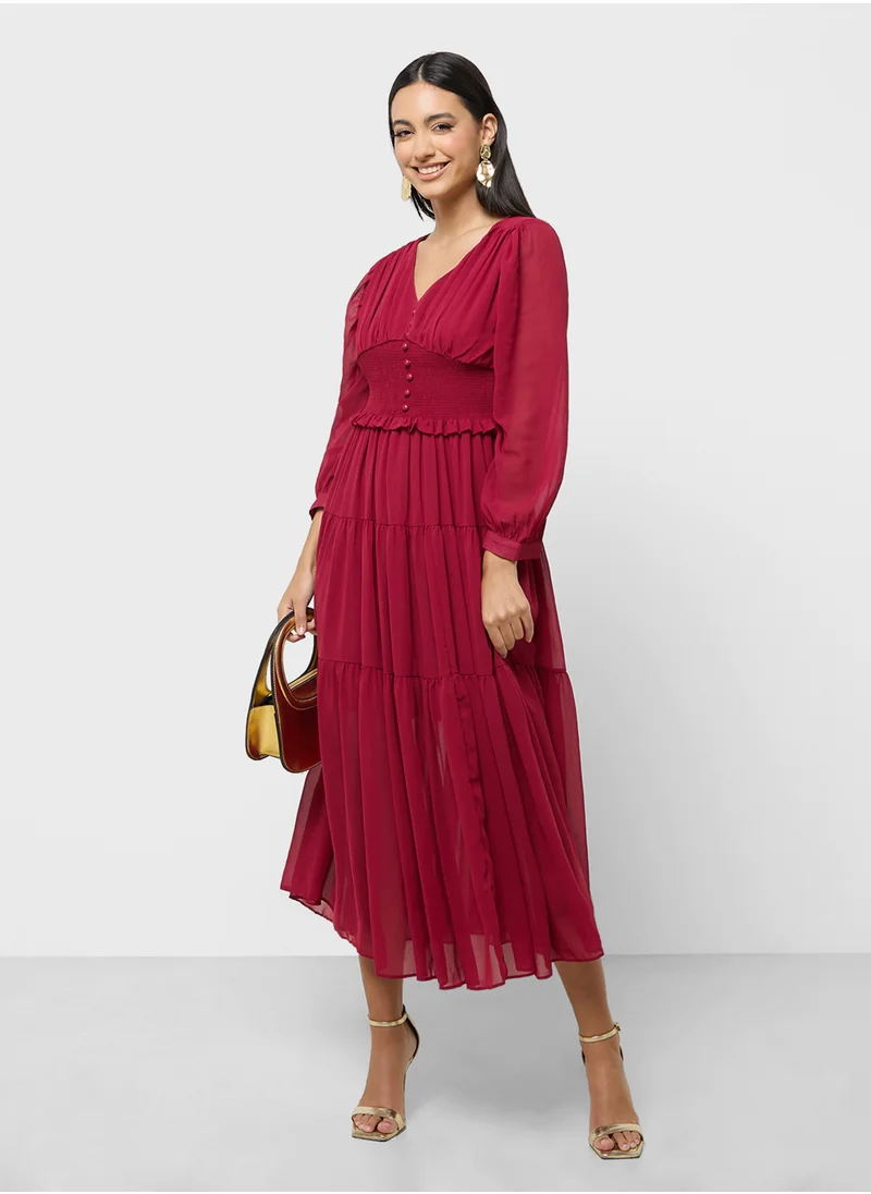 ايلا Shirred Wiast Tiered Dress