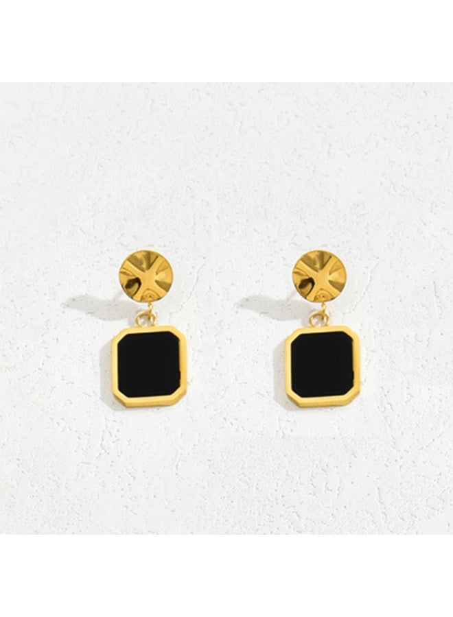 Vintage Geometric Matrix Gold Jewelry Set | Black Base with Square Diamonds: A Luxurious Five-Piece Set - Image 4