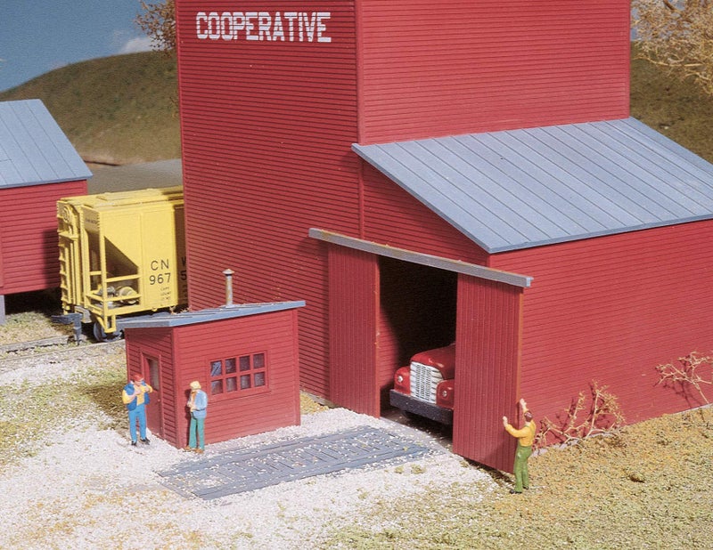 Walthers Cornerstone Walthers, Inc. op Rural Grain Elevator Kit - Image 3