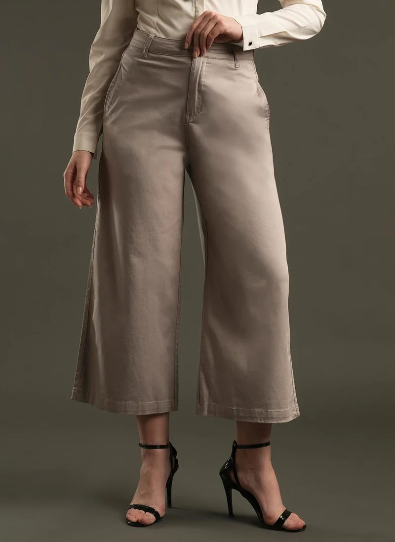 globus Globus Women Relaxed Loose Fit Mid-Rise Trousers