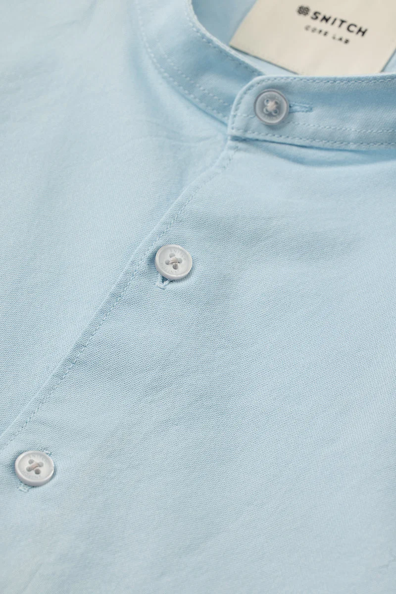 SNITCH قميص أكسفورد فاتح اللون بقصة ضيقة من كور لاب