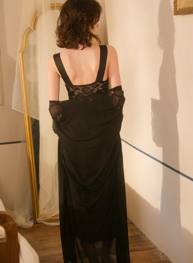 Take Two Black Square Neck Lace Slip and Mesh Robe Set - Image 4
