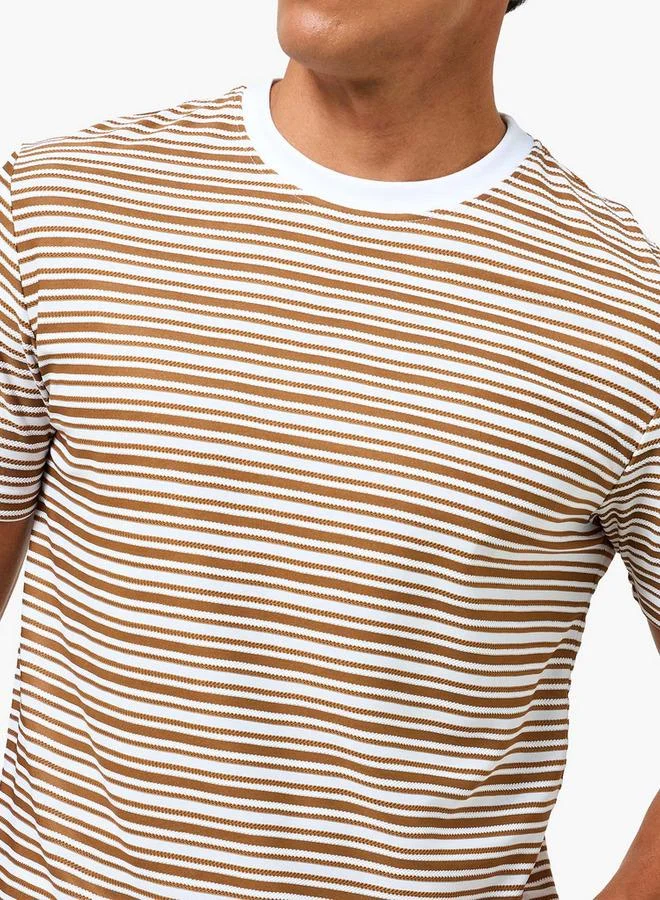 سبلاش فيڤ Men Regular Fit Crew Neck Short Sleeves Striped T-shirt