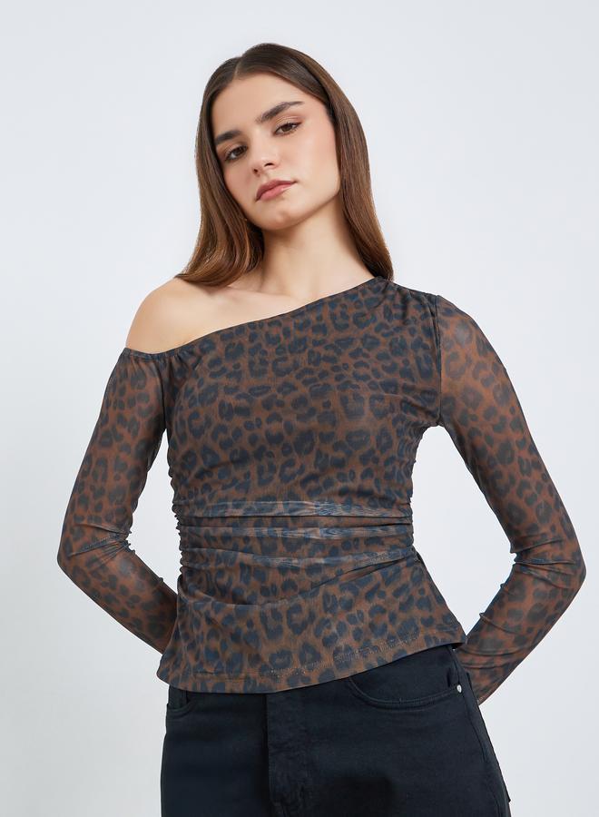 Styli Women Brown Animal Print Fitted Knit Top - Image 3