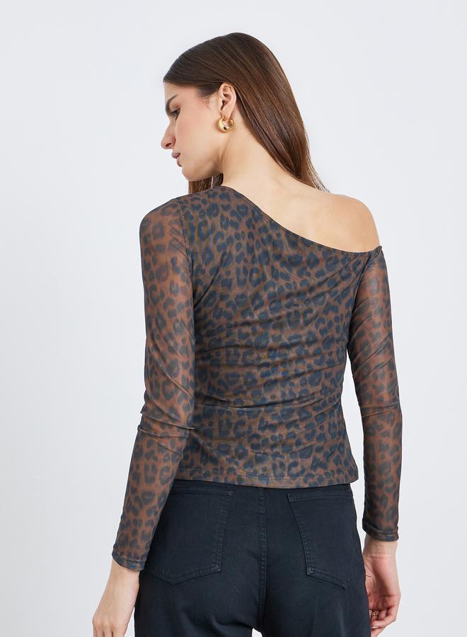 Styli Women Brown Animal Print Fitted Knit Top - Image 5