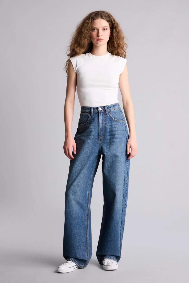 ديفاكتو Baggy Fit High Waist Straight Leg Jeans