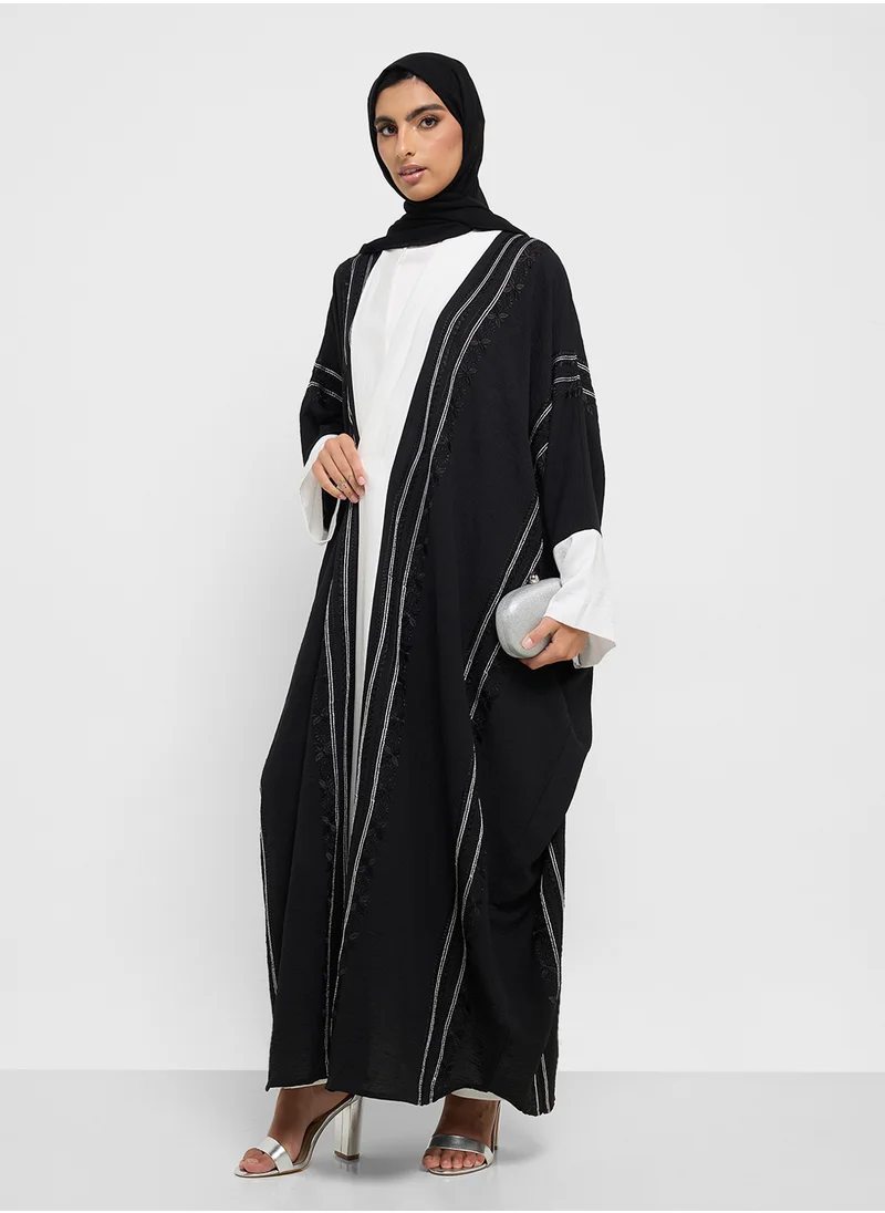 hayas closet Line Embroidery Straight Sleeve Abaya