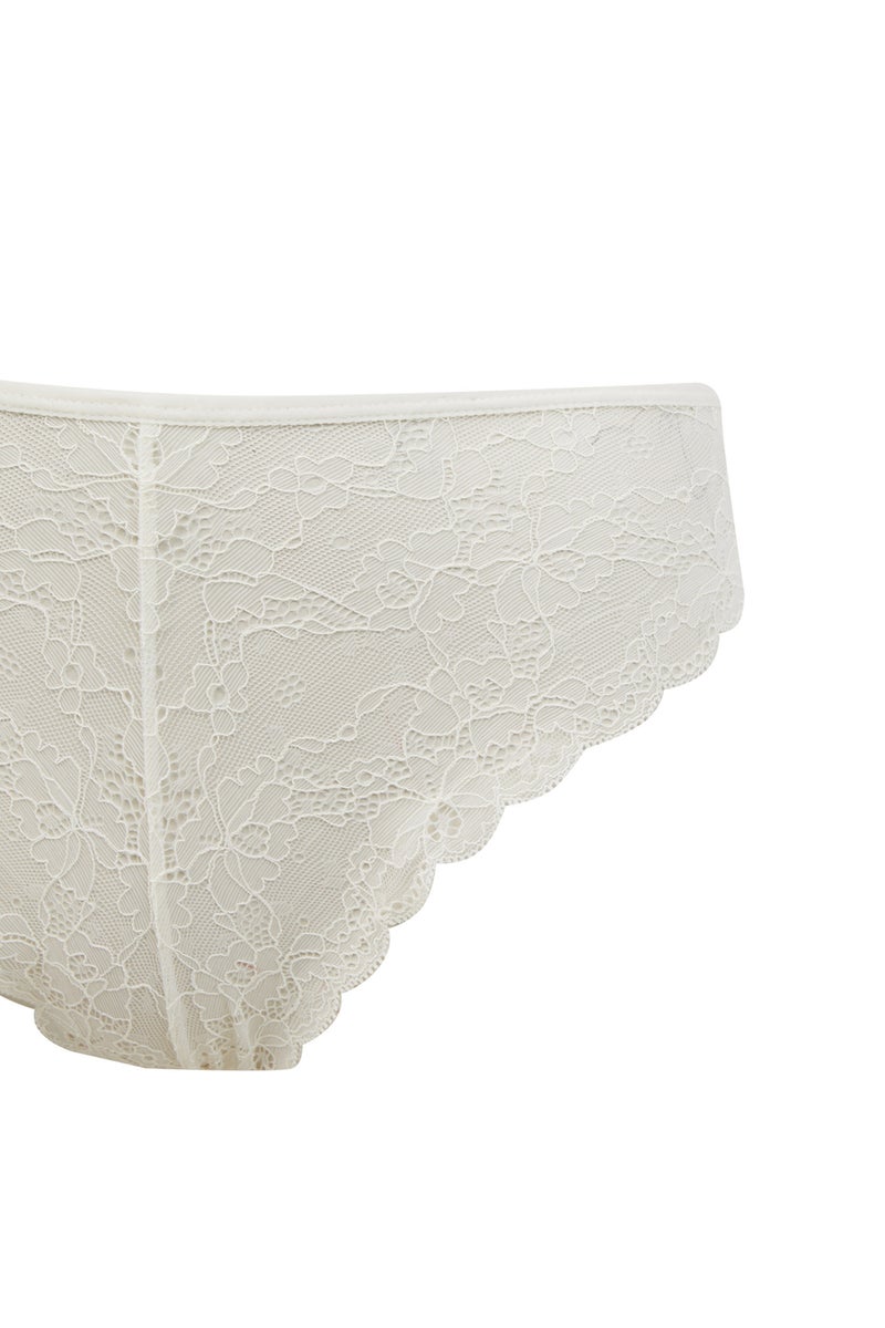 DeFacto Woman Fall in Love Lace Brazilian Panties - Image 2