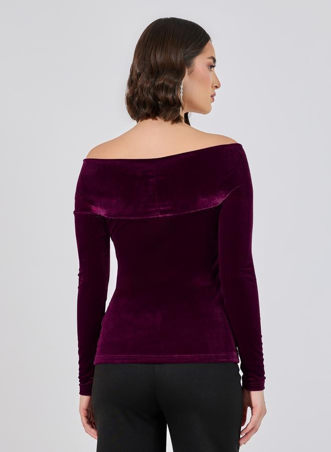Styli Fitted Off Shoulder Neck Velvet Look Top  - Image 5