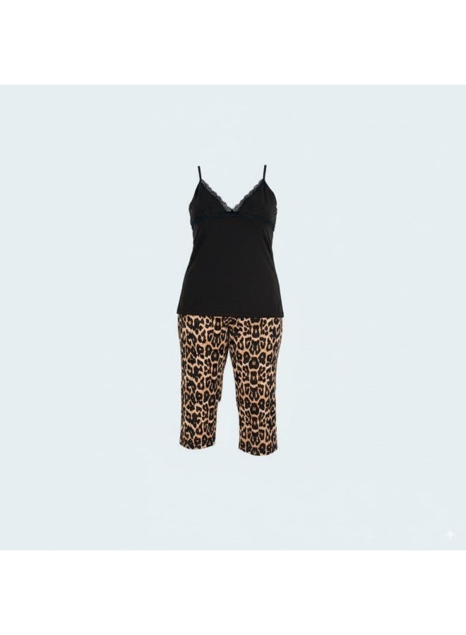 LADY بيجامة نسائية مقاسات كبيرة – طقم نوم كابري بنقشة تايجر وتيشرت أسود بدانتيل ناعم - Image 5