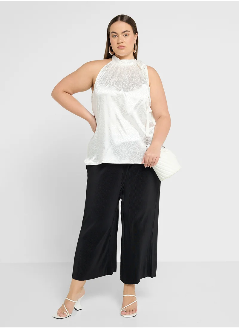 ايلا بلس Halter Neck Top