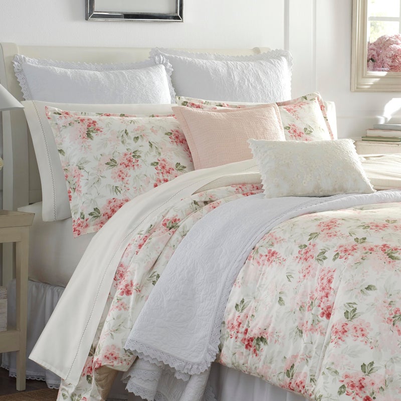 Laura Ashley - Queen Comforter Set, Plush Velour Micromink Face Bedding with Soft Cotton Reverse, Medium Weight for Year Round Use, 3 Piece Bed Set with Matching Pillowcases (Wisteria Pink) - Image 2