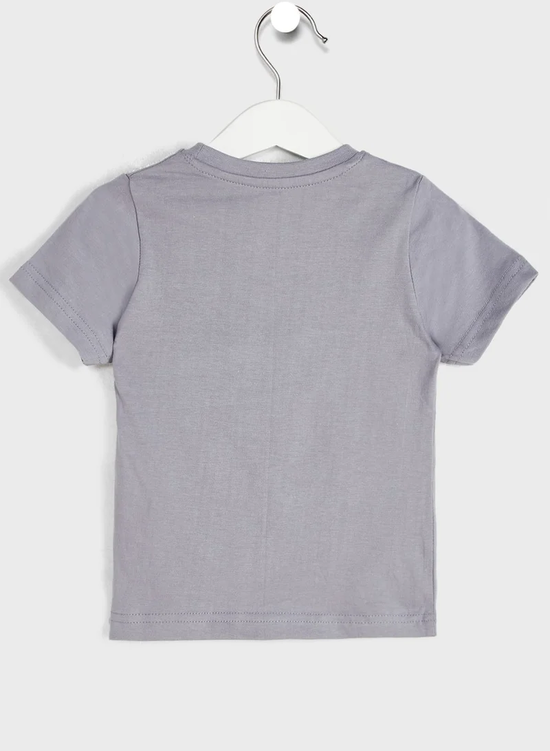 Ripples Round Neck Graphic T-Shirt