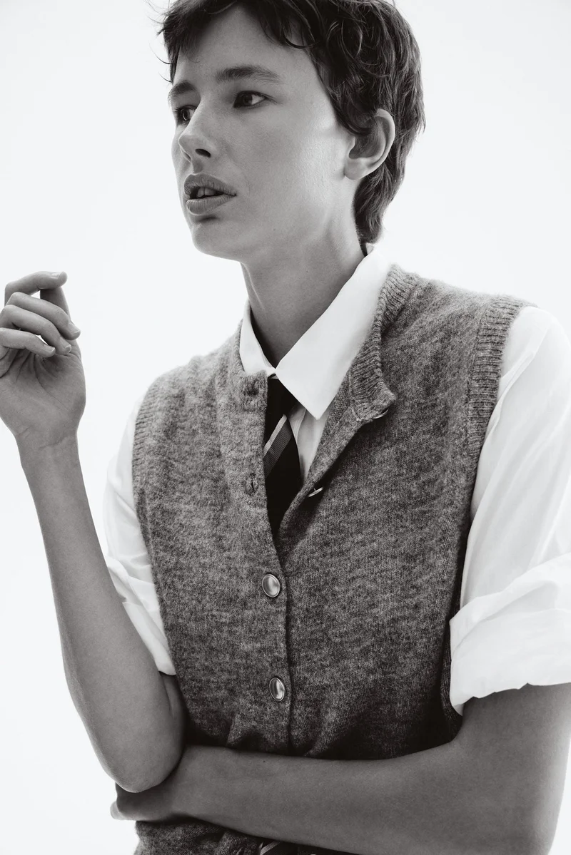 اتش اند ام صدرية بدلة محبوكة بتصميم ناعم