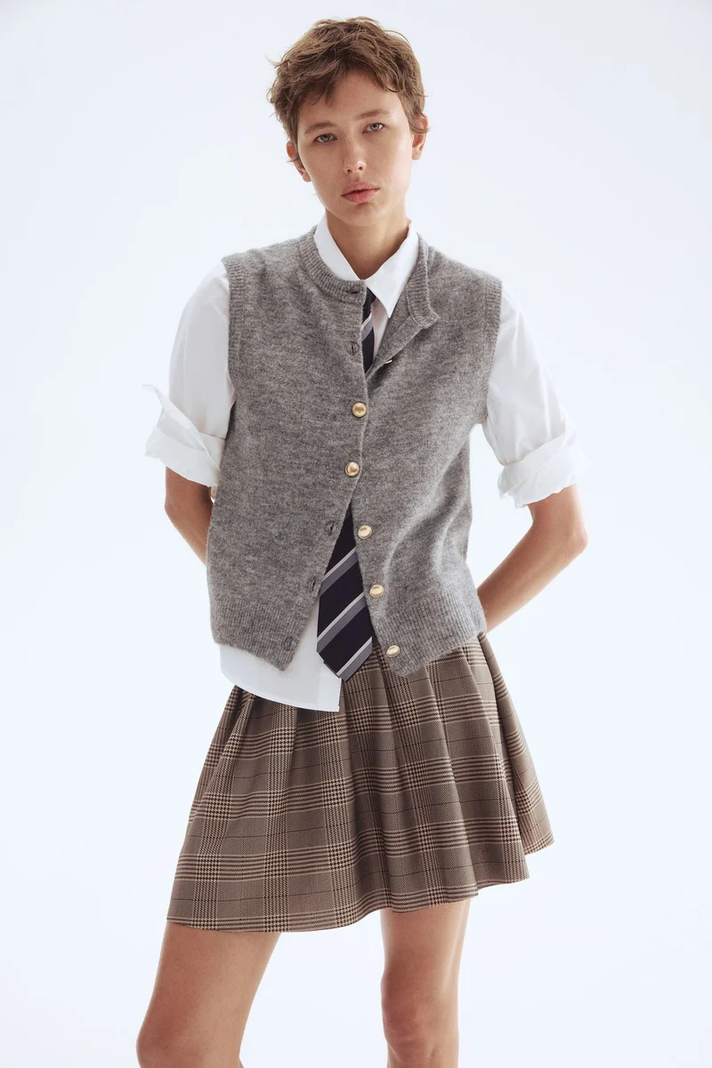 اتش اند ام صدرية بدلة محبوكة بتصميم ناعم