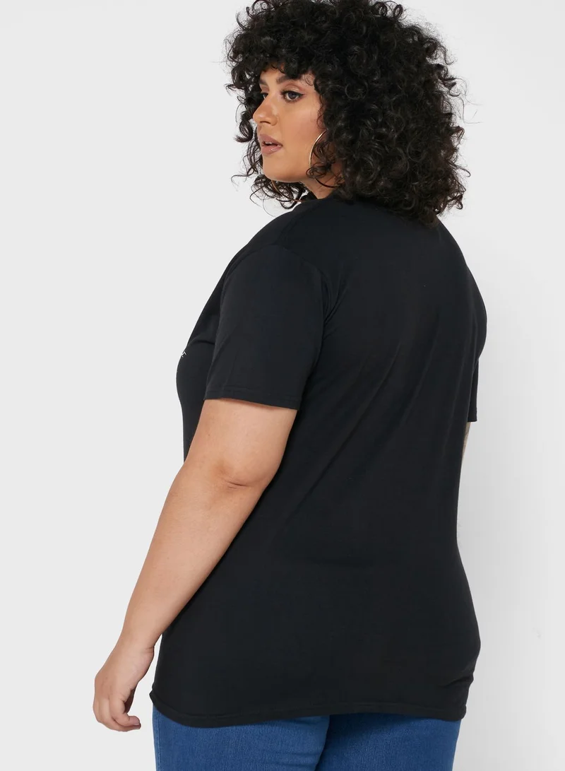I Saw It First Curve I Saw It First Plus Size Slogan Tee In Black