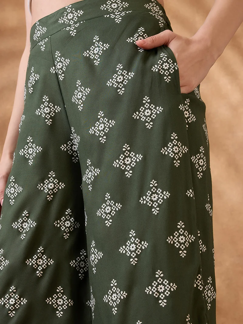 globus Women Green Ethnic Print Mid Rise Wide Leg Fusion Pant