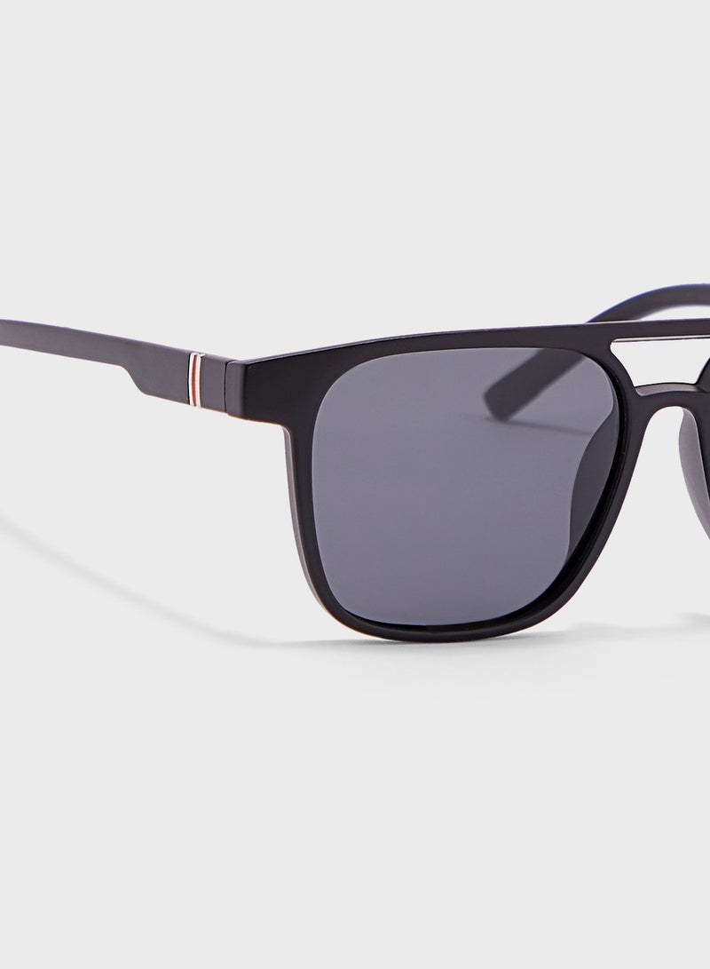 Robert Wood Polarized Lens Matt Finish Wayfarer Sunglasses - Image 3