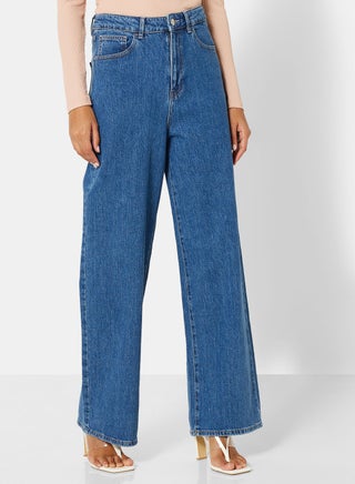 High Rise Straight Fit Jeans