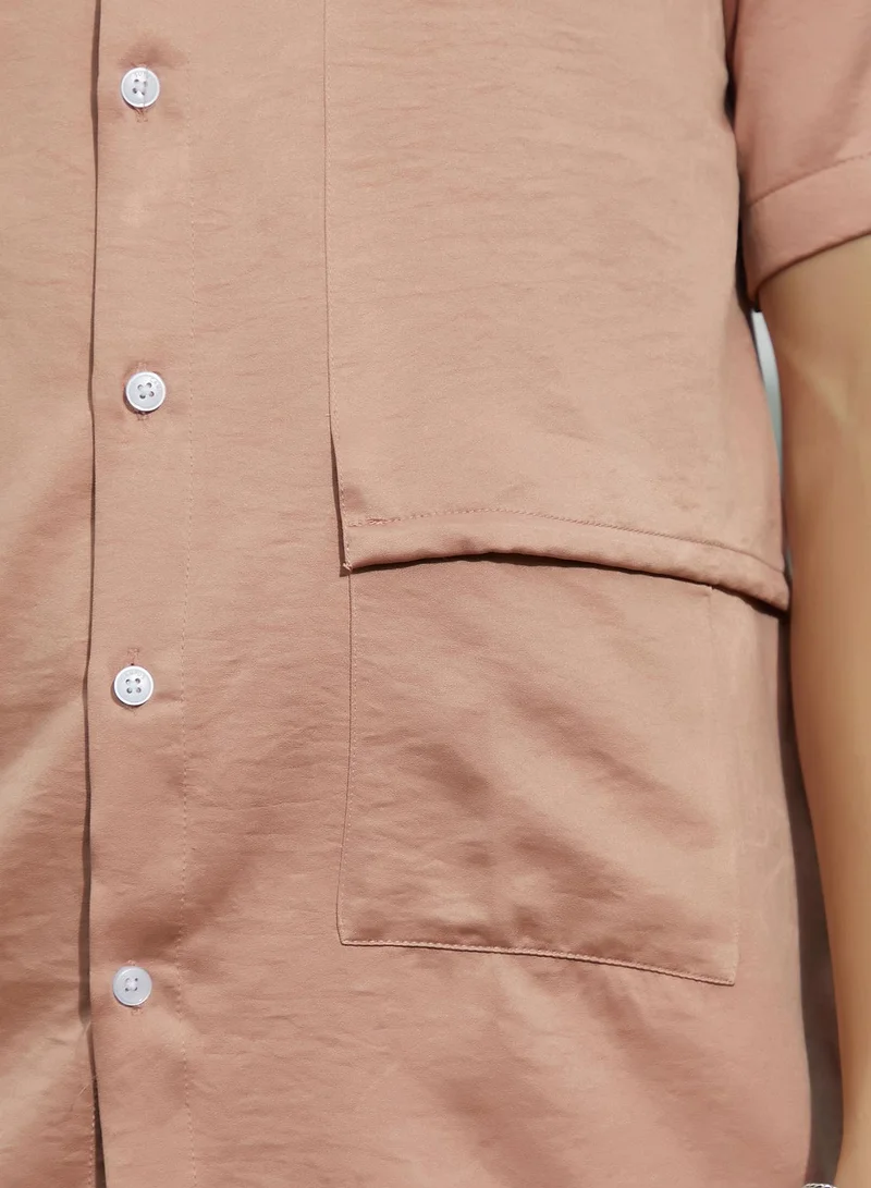 كامبوس سوترا Men's Blush Pink Solid Flap Oversized Shirt