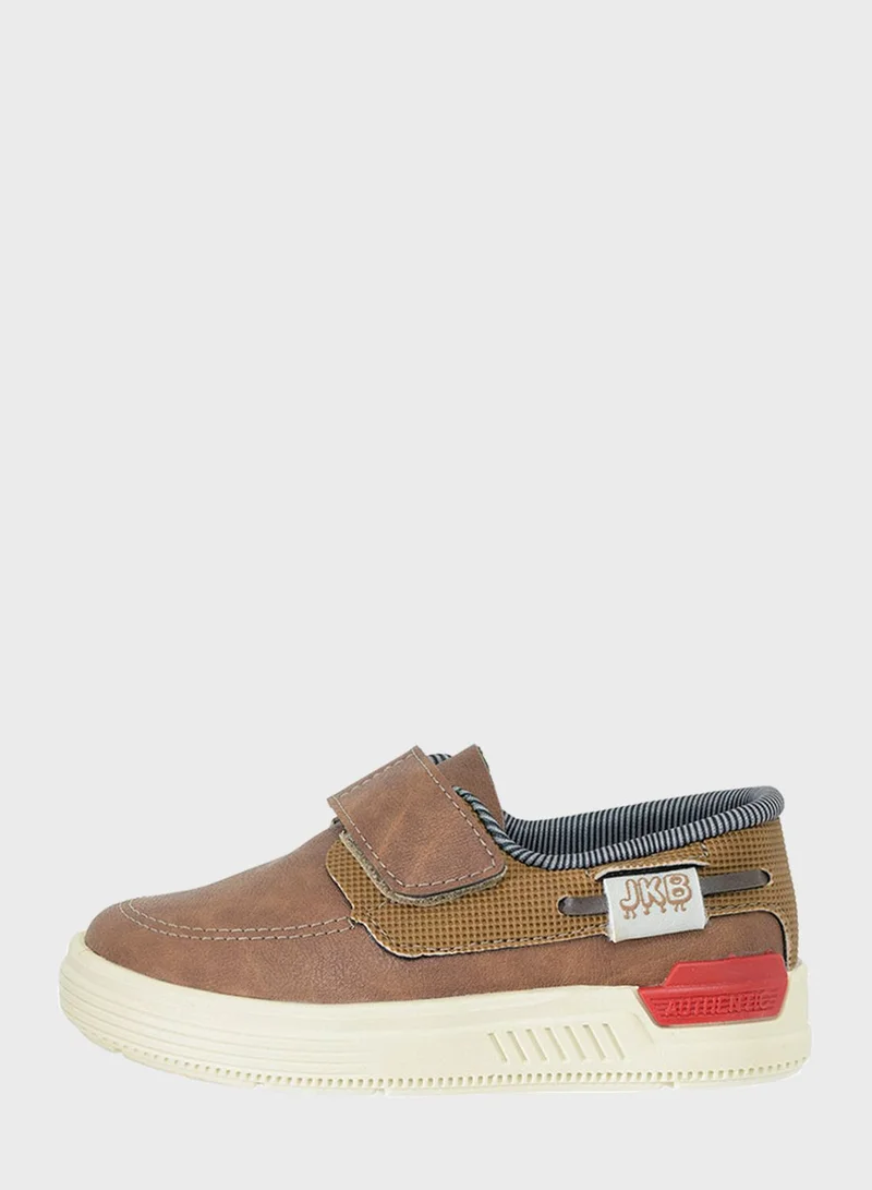 JUST KIDS BRANDS Infant Chirstintoz Sneakers
