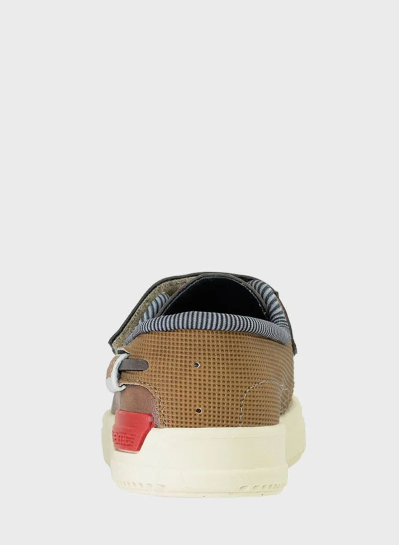 JUST KIDS BRANDS Infant Chirstintoz Sneakers