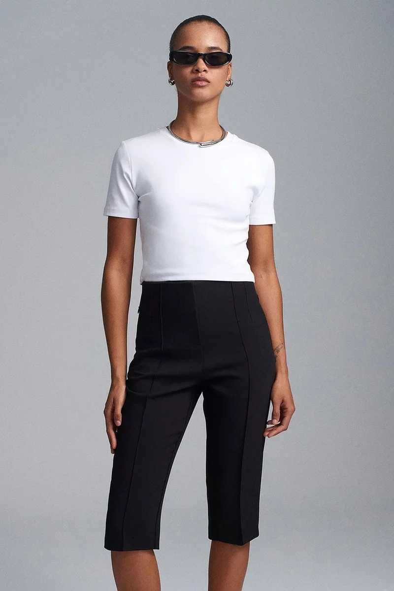 Dilvin Black DILVIN High-waist Straight Capri Shorts With Slit for Women | Best Price UAE