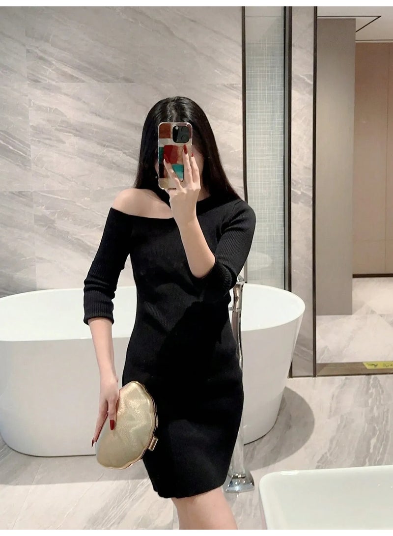 Luxury Women’s Evening Clutch Bag with Elegant Embossed Gold Leather Design, Adds a Sophisticated Touch to Any Outfit, Featuring a Premium Shoulder Chain for Easy Carrying and Hands-Free Movement, Perfect for Special Occasions - Image 3