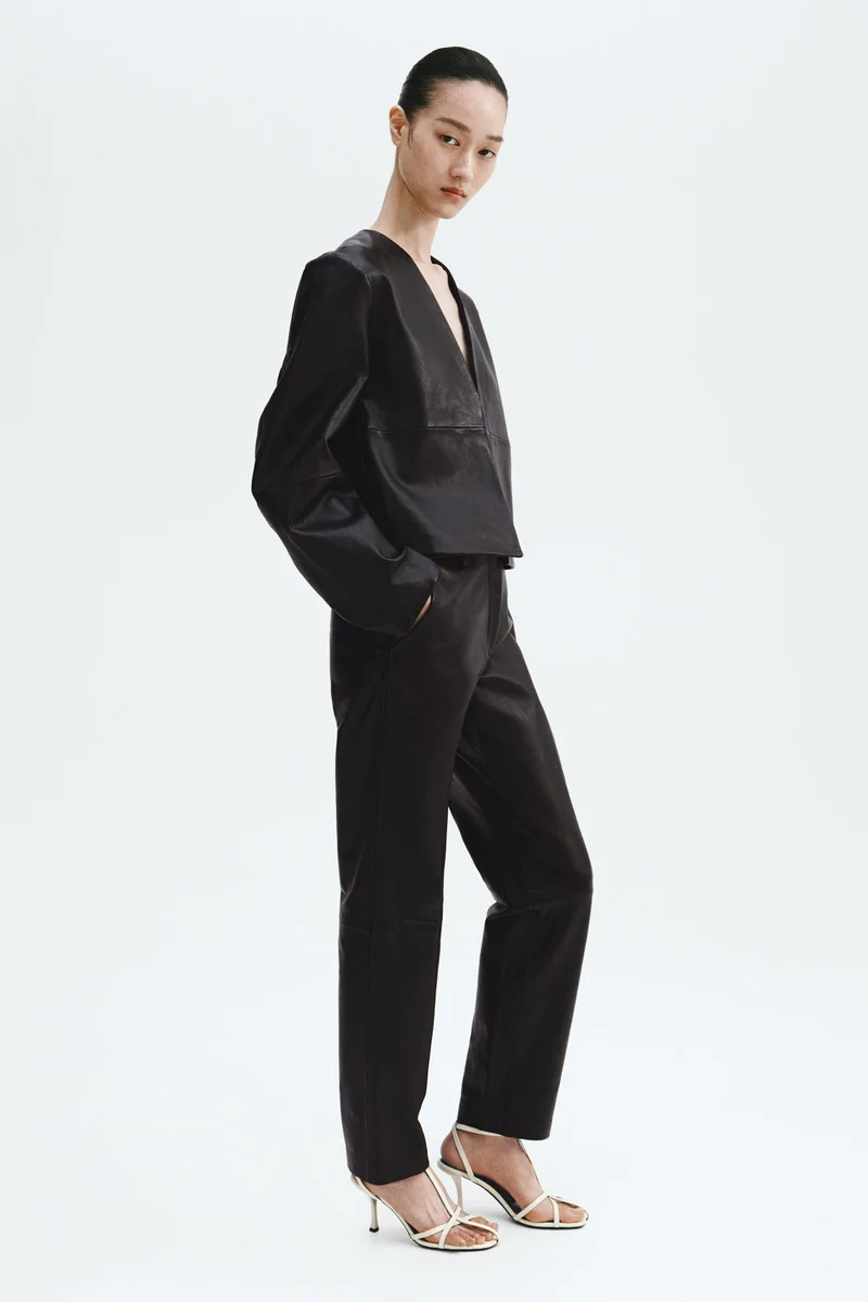 اتش اند ام بنطلون من الجلد