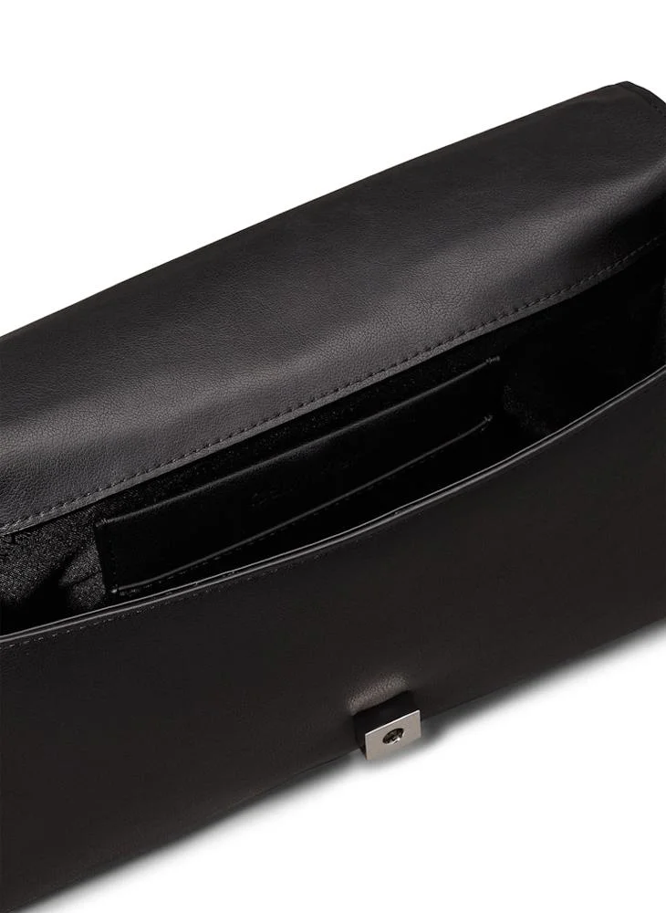 CALVIN KLEIN Narrow Strap Crossbody
