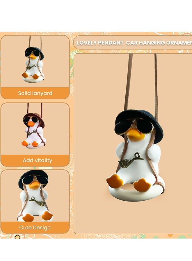 زخرفة مرآة الرؤية الخلفية للسيارة على شكل بطة متأرجحة رائعة  قبعة أنيقة ونظارات شمسية وقلادة على شكل بطة مع غليون زخرفة معلقة لطيفة من المطاط الناعم لتزيين مقصورة السيارة إكسسوارات سيارات ممتعة للمراهقين ومحبي السيارات - Image 4