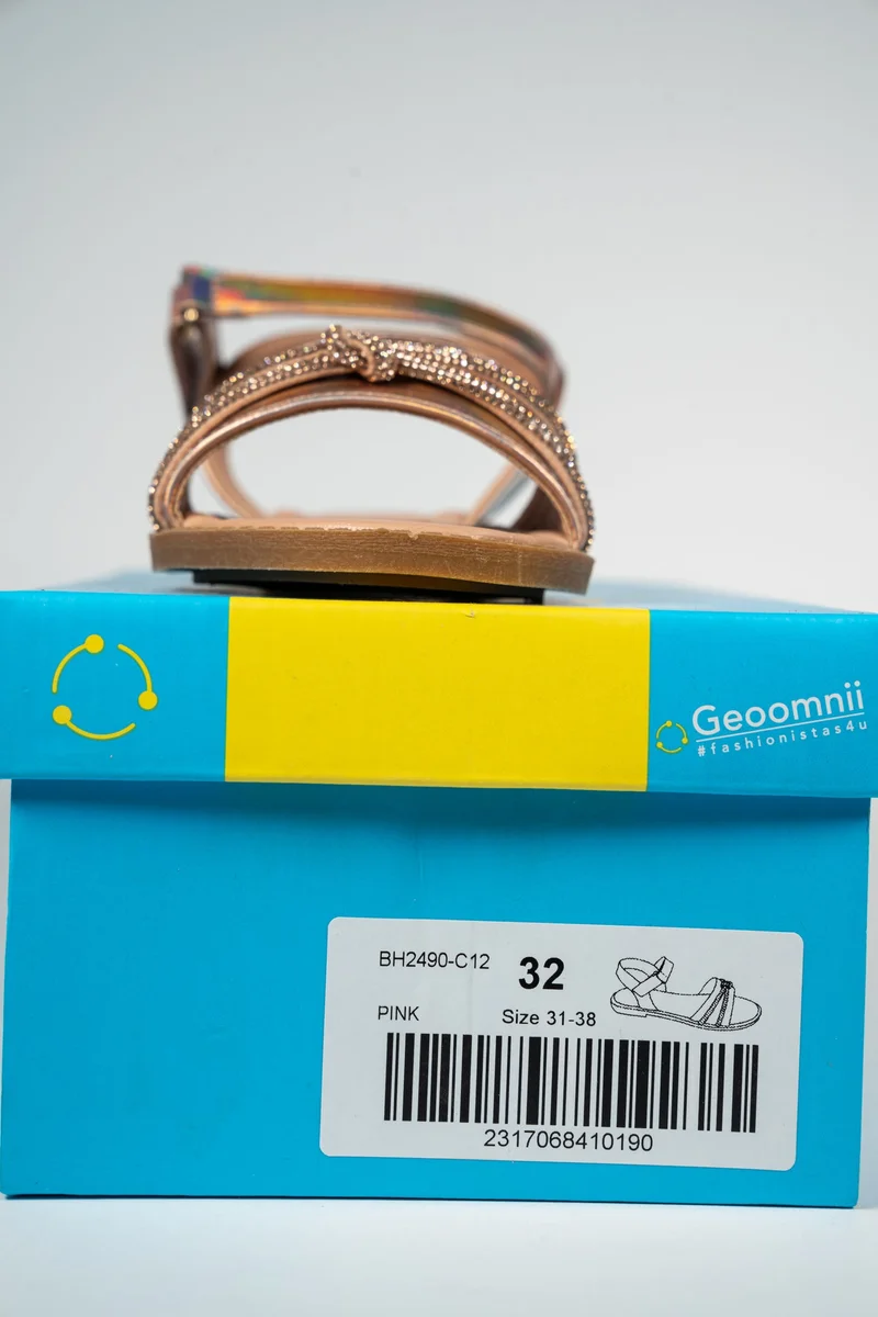 Geoomnii GOLD Geoomnii Girls’ Sandals – Comfortable Casual Sandals for Children, Pre-Teen & Junior Girls for School, Play & Everyday Wear for Women | Best Price UAE