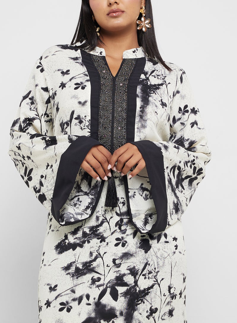 Khizana Plus Size Printed Jalabiya  - Image 3