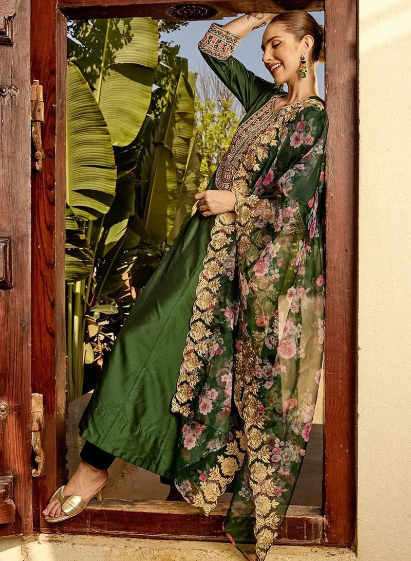 Women's Dark Green Polyester Blend Embellished Tunic Full Length Casual Straight Fit Kurta Set