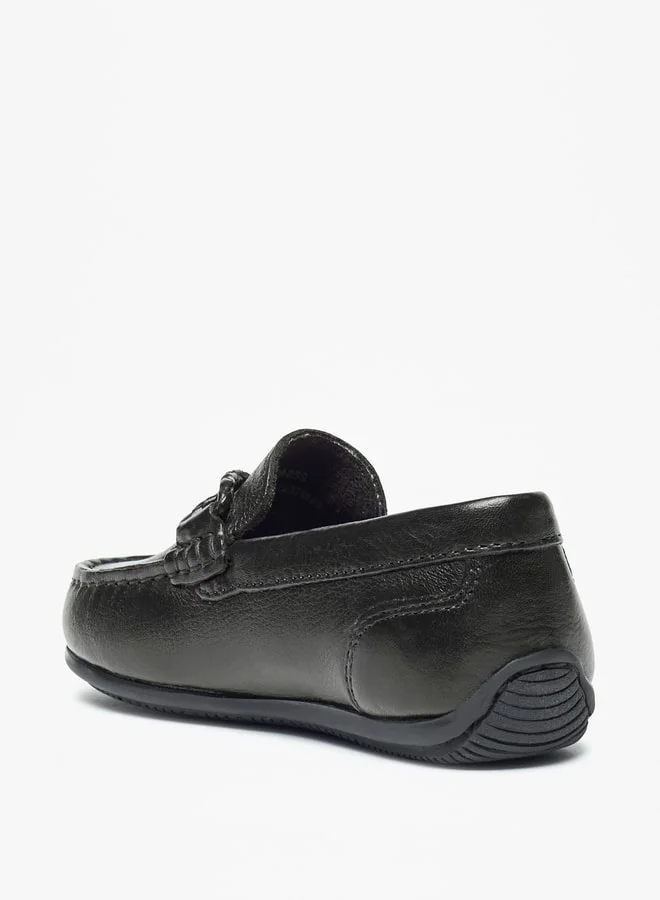 سيد دوتشيني Boys Solid Slip-On Moccasins with Textured Trim