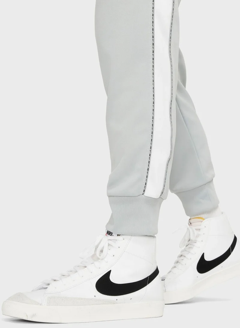 Nike NSW Repeat Sweatpants