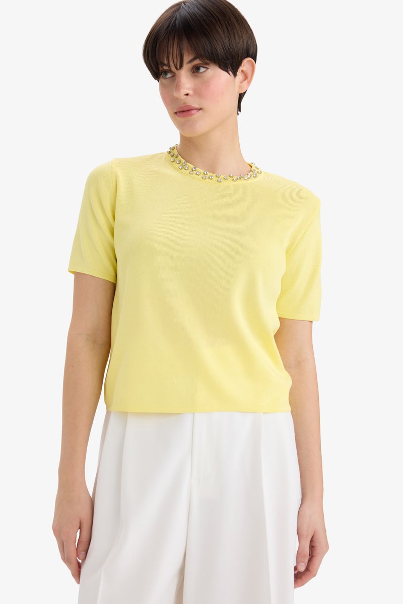 DeFacto Yellow Woman Regular Fit Crew Neck Embroidered Knitwear Pullover Casual - Image 1