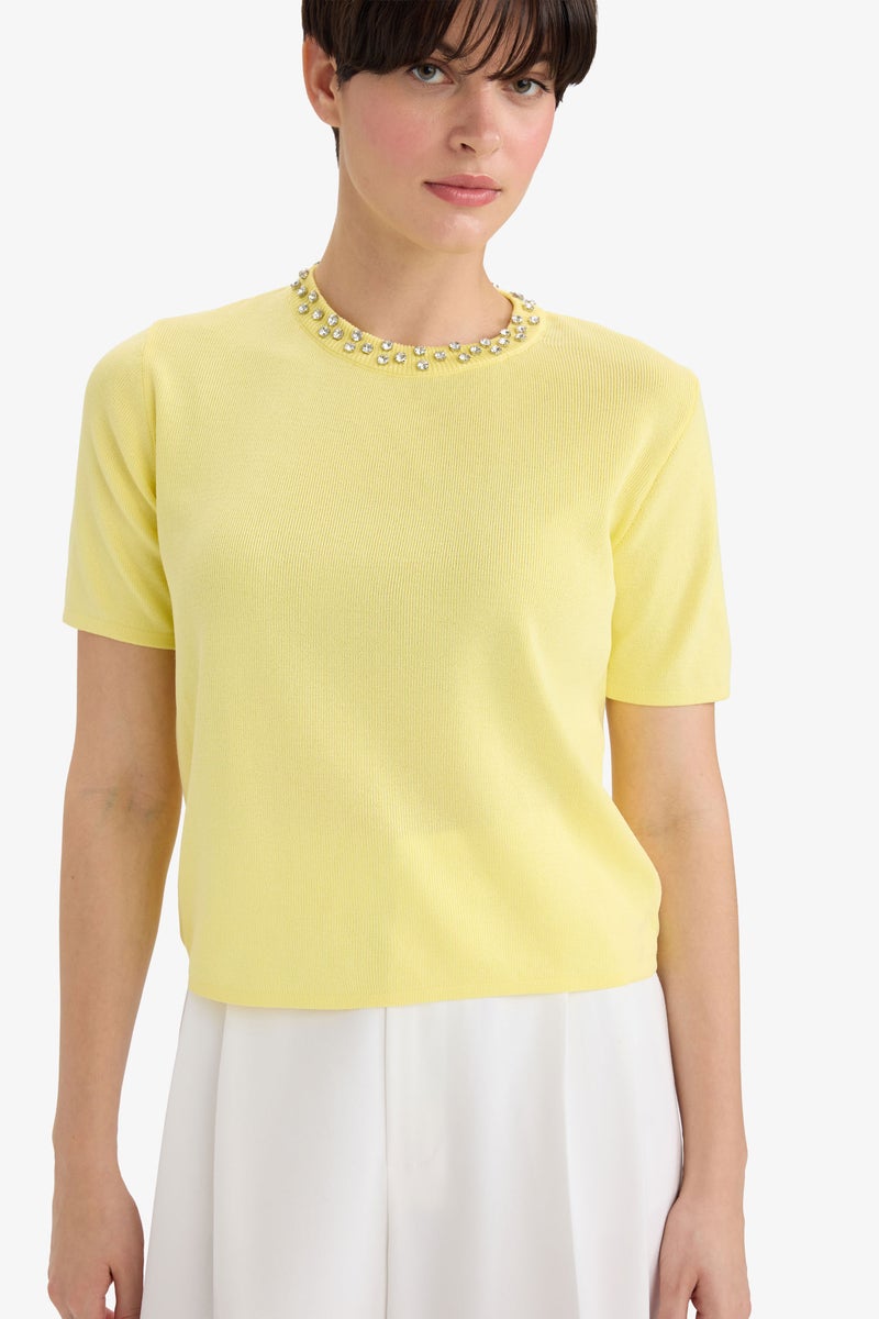 DeFacto Yellow Woman Regular Fit Crew Neck Embroidered Knitwear Pullover Casual - Image 3