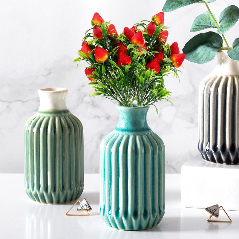 Plastic Strawberries, Realistic Artificial Fruits for Home Decor and Arrangements - Image 4