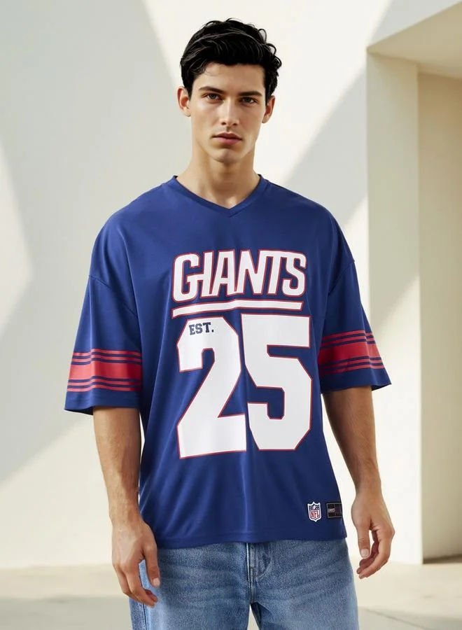 SP Characters Giants Print V-neck T-shirt with Short Sleeves