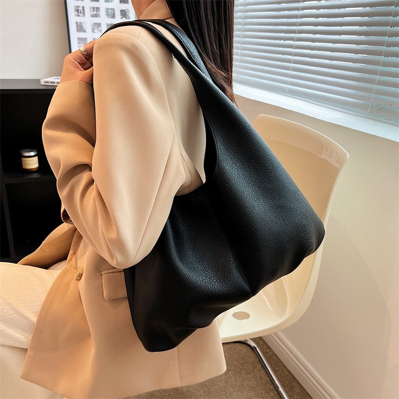 Large Capacity Bag Women'S 2022 New Fashionable Soft Texture Retro Simple Shoulder Student Underarm Bag Tote Bag - Image 5