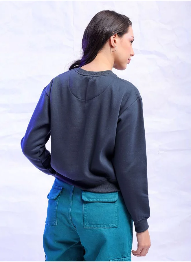 مرفوعة Women Regular Fit Solid Overhead Crewneck Sweatshirt