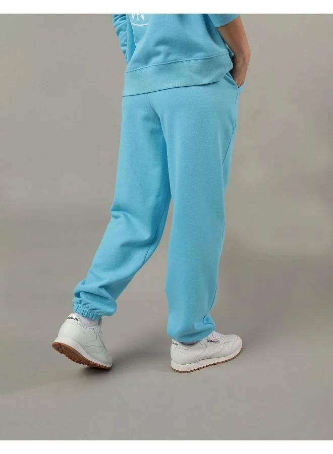 American Eagle AE Graphic Baggy Jogger