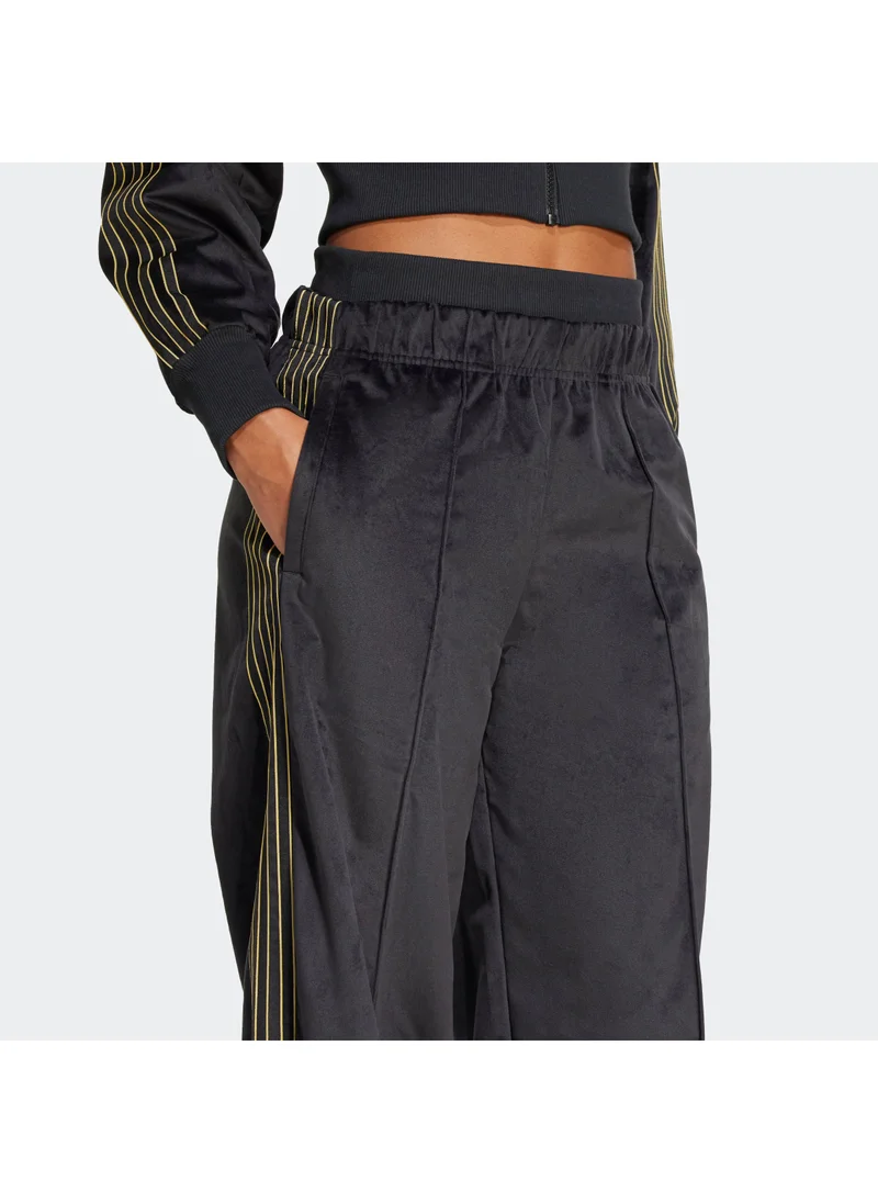 اديداس اوريجينالز Velour Track Pants